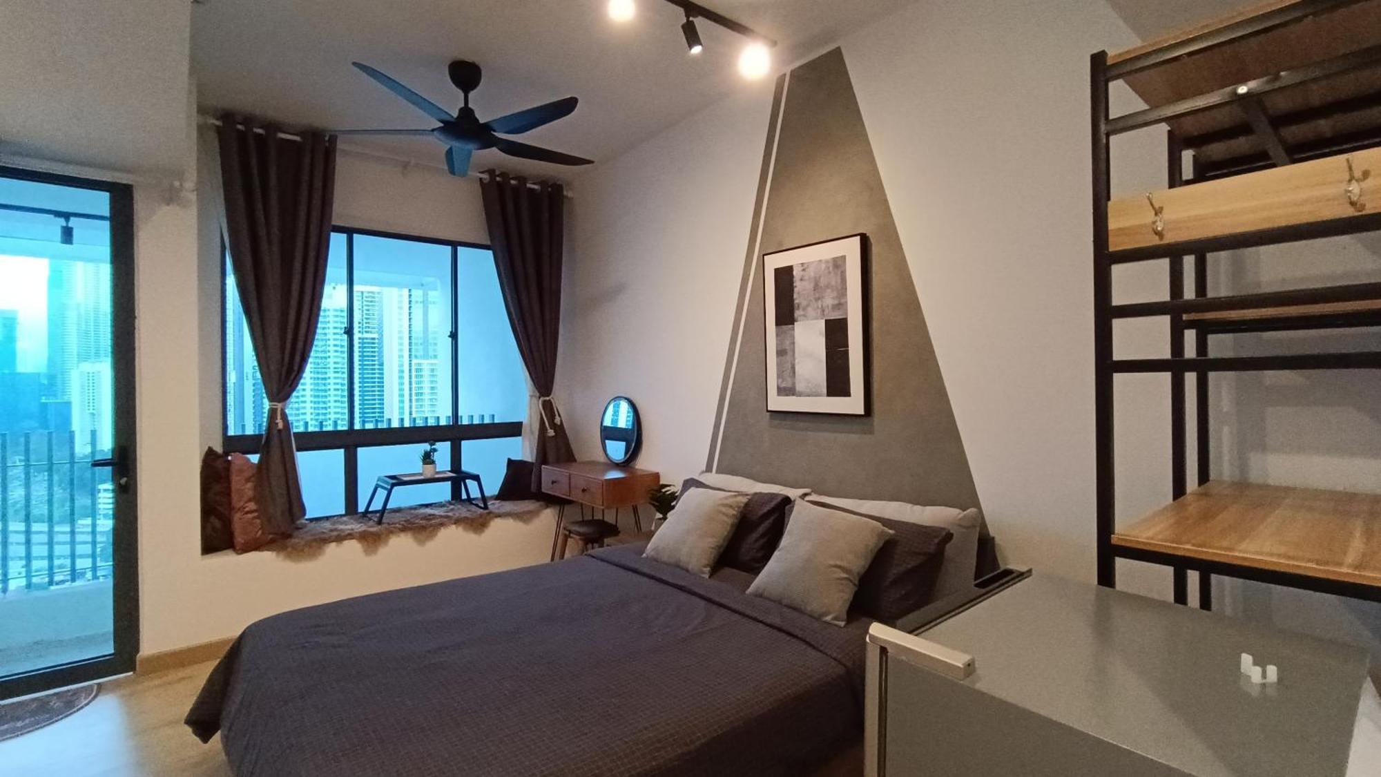 Appartamento C14B Modern Infinity Pool Klcc Balcony View Kuala Lumpur Esterno foto